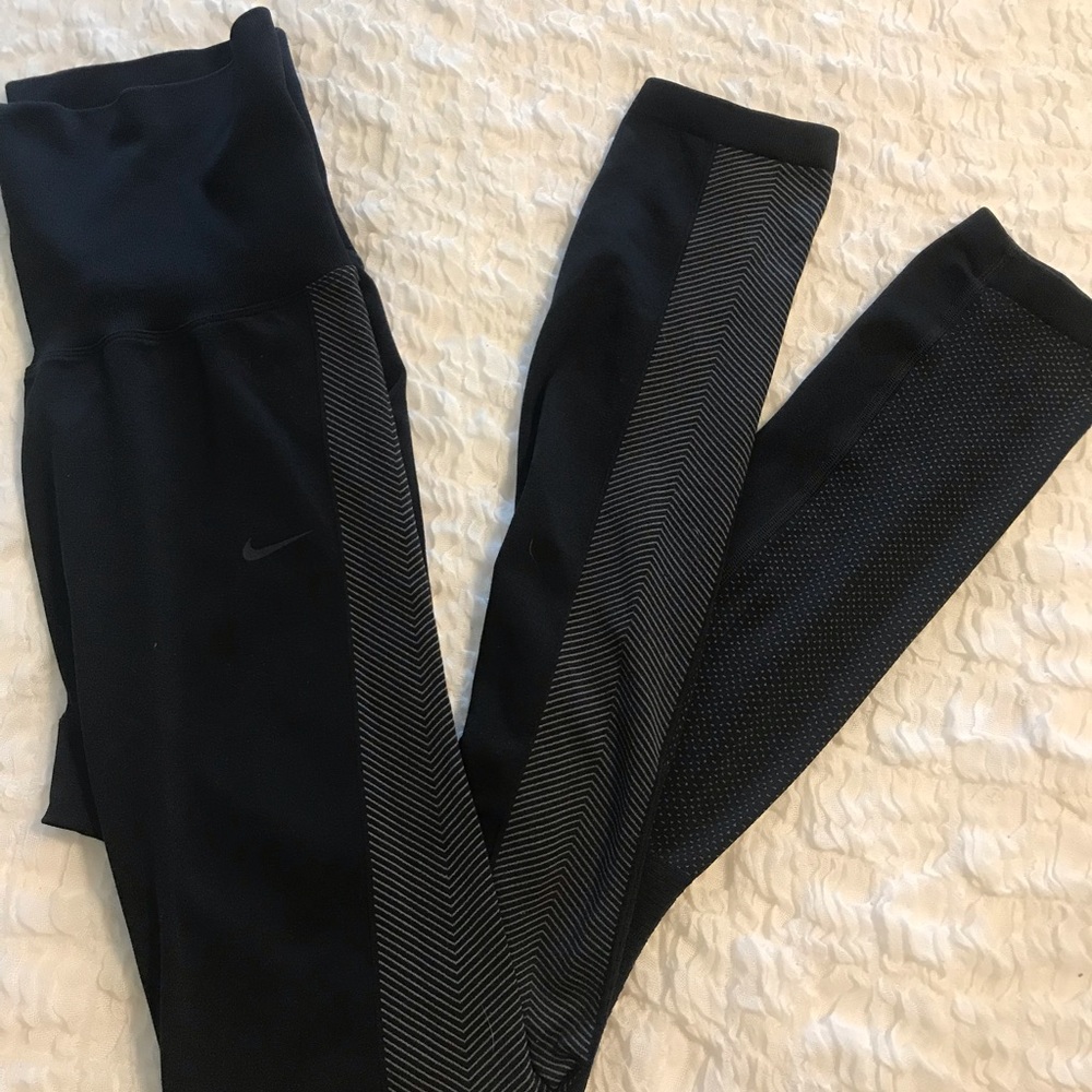 High-Wasted Nike Dri-Fit leggings